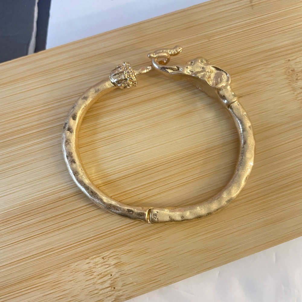 STATEMENT BRACELET - Picture 2 of 12